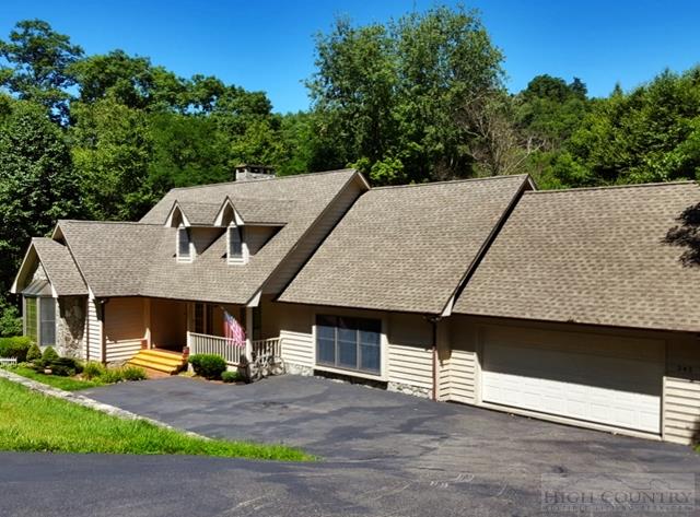 243 Midvalley Road Blowing Rock, NC 28605 - Photo 25 of 31 Gallery Image 25