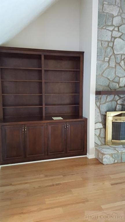 243 Midvalley Road Blowing Rock, NC 28605 - Photo 6 of 31 Gallery Image 6