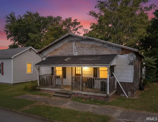 $24,900 | 1218 Buntin Street, Vincennes, IN 47591