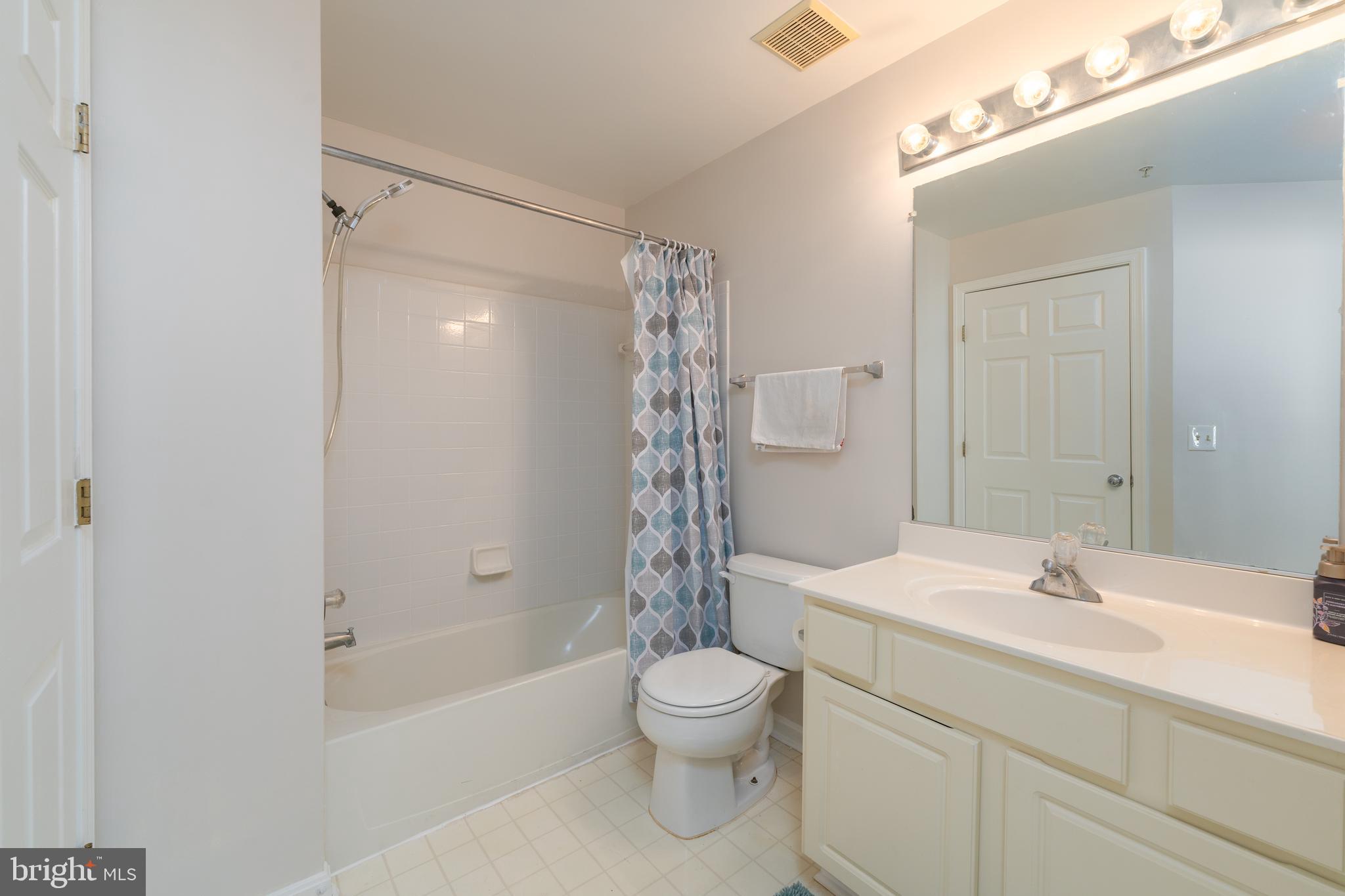 9050 Gracious End Court, Unit 302 Columbia, MD 21046 - Photo 16 of 27