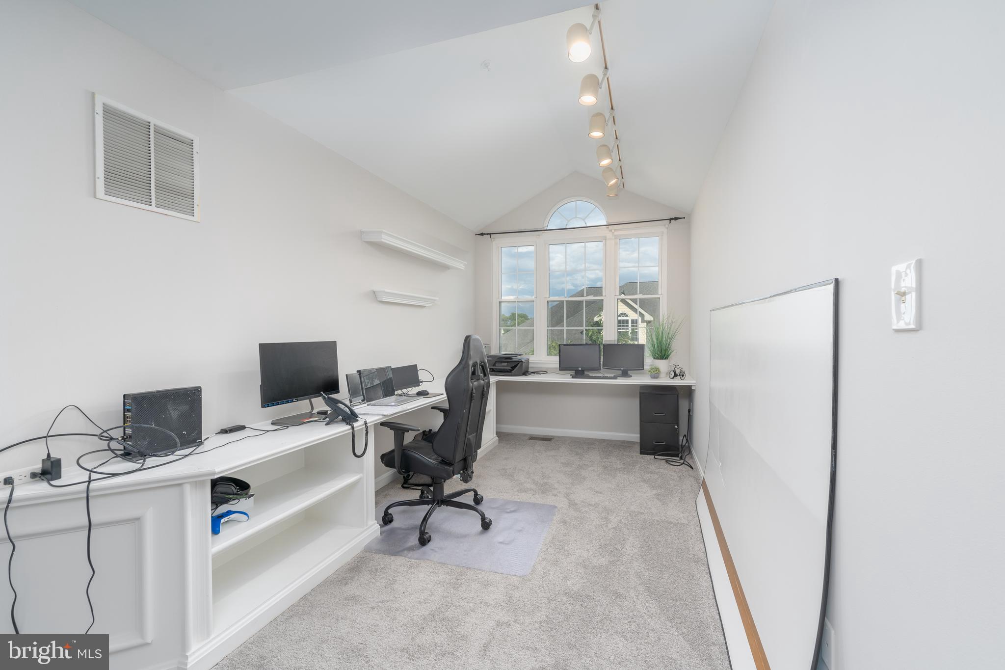 9050 Gracious End Court, Unit 302 Columbia, MD 21046 - Photo 23 of 27