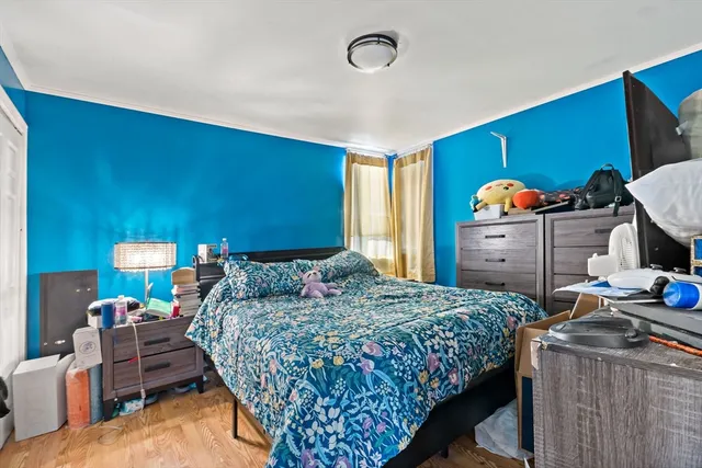 $369,999 | 677 Oak Grove Avenue, Fall River, MA 02720