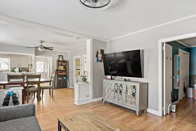 $369,999 | 677 Oak Grove Avenue, Fall River, MA 02720