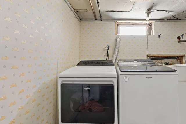 $369,999 | 677 Oak Grove Avenue, Fall River, MA 02720