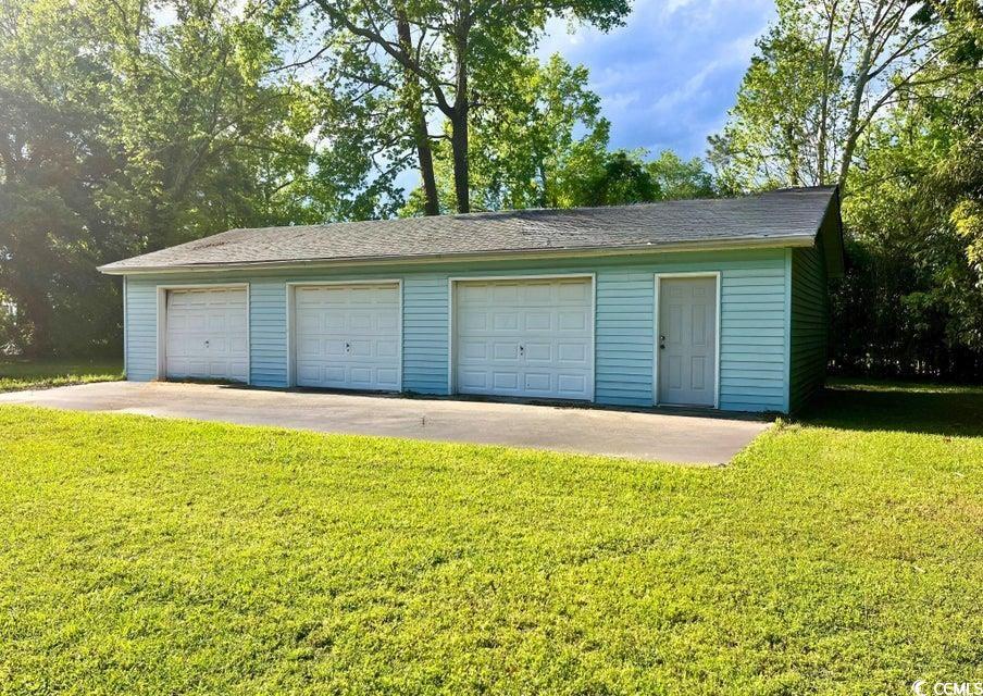 309 North Academy Street Kingstree, SC 29556 - Photo 32 of 38
