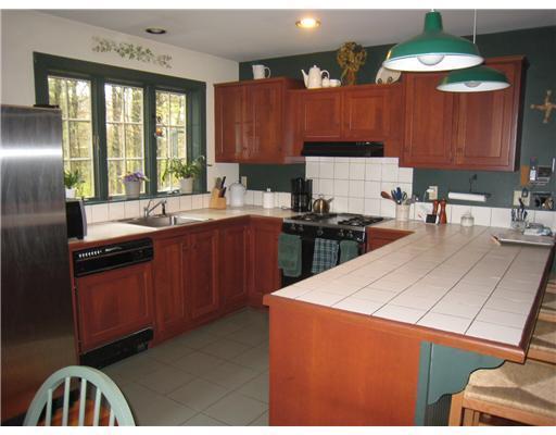 63 Dorr Road Wiscasset, ME 04578 - Photo 5 of 17 Kitchen.