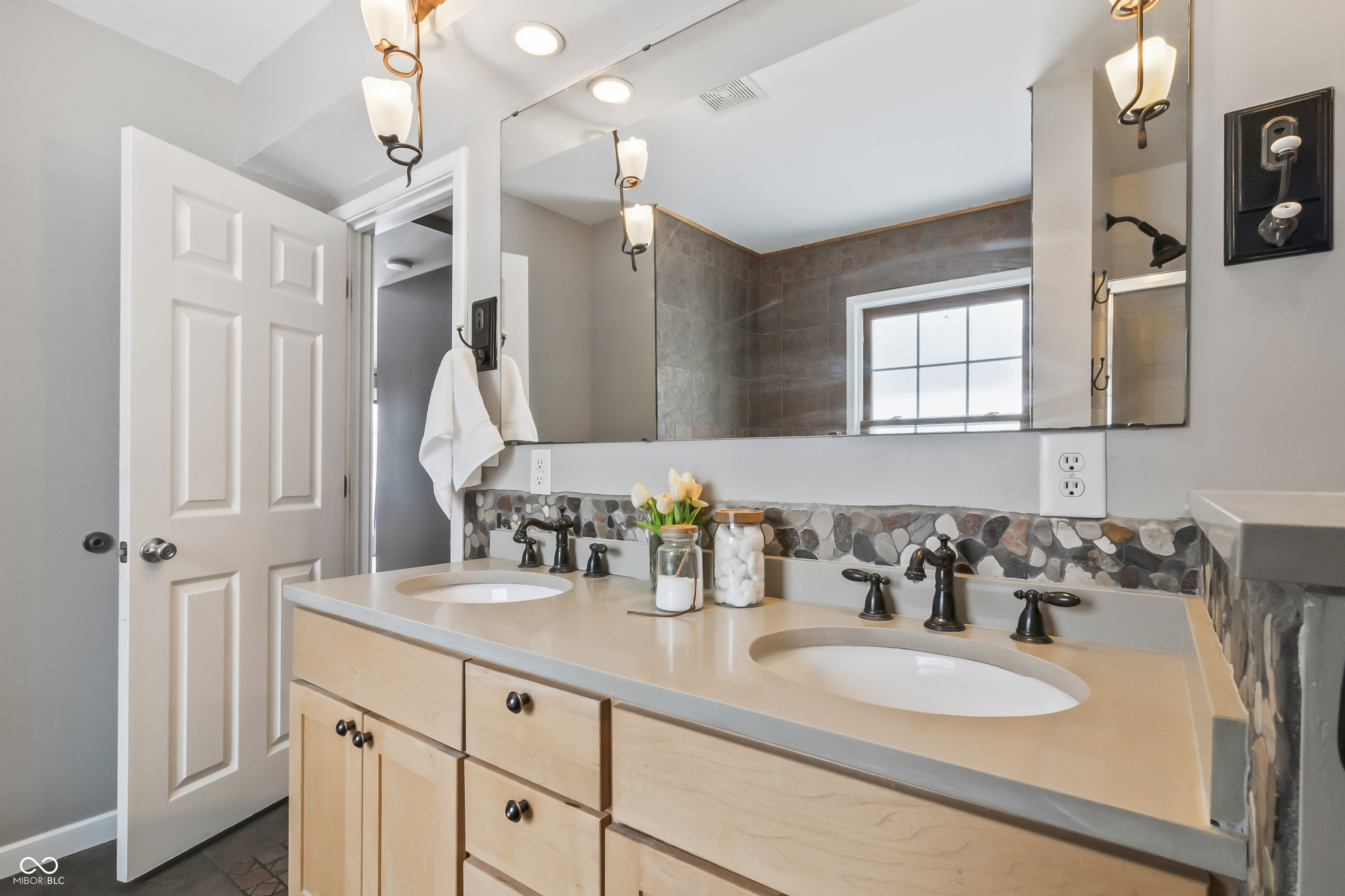 6435 Breamore Road Indianapolis, IN 46220 - Photo 33 of 52