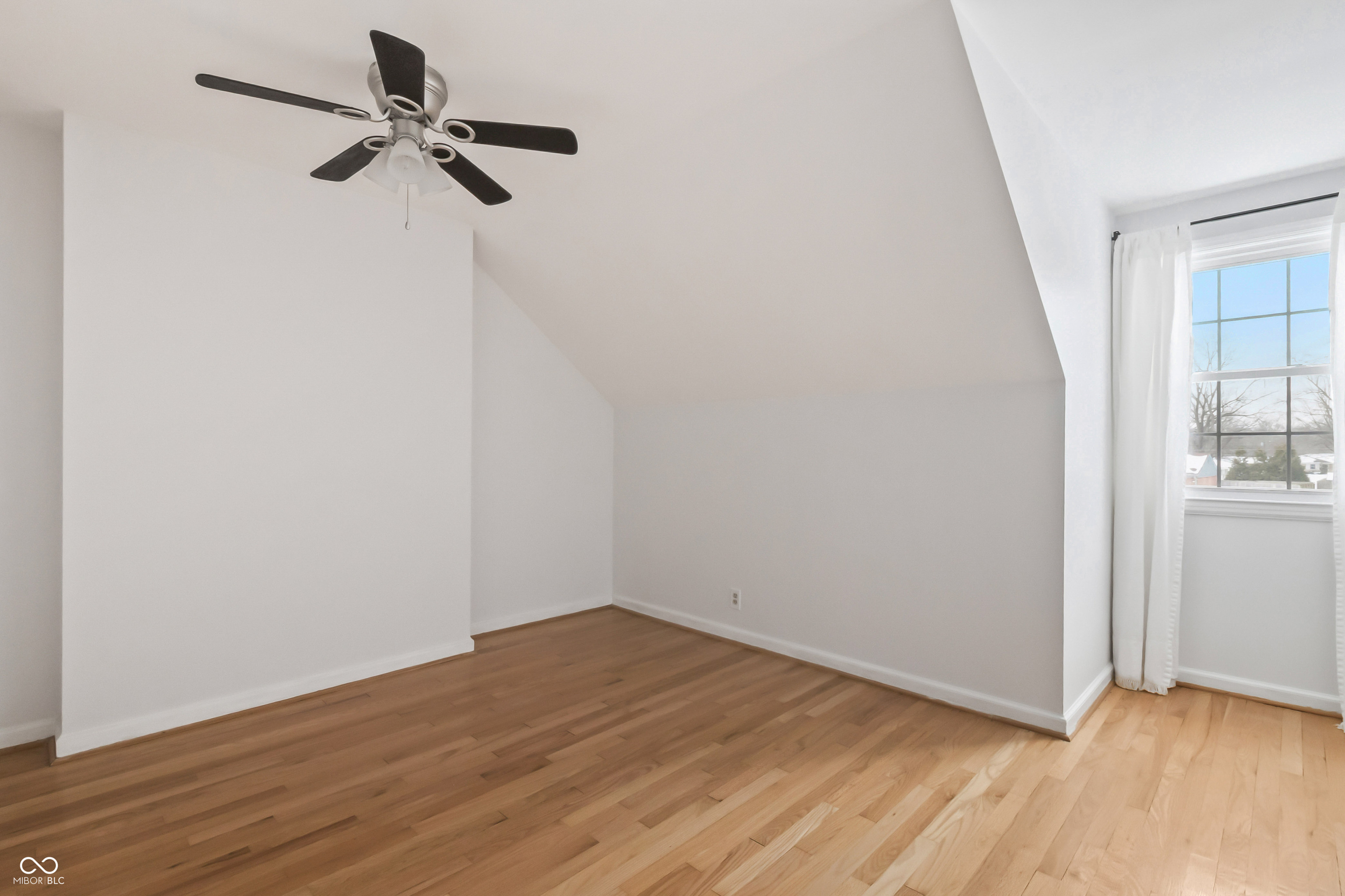 6435 Breamore Road Indianapolis, IN 46220 - Photo 36 of 52