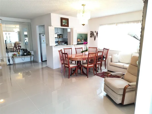 $1,200 | 308 Markham North, Deerfield Beach, FL 33442