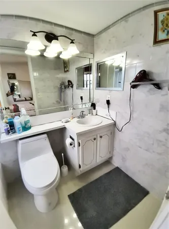 $1,200 | 308 Markham North, Deerfield Beach, FL 33442