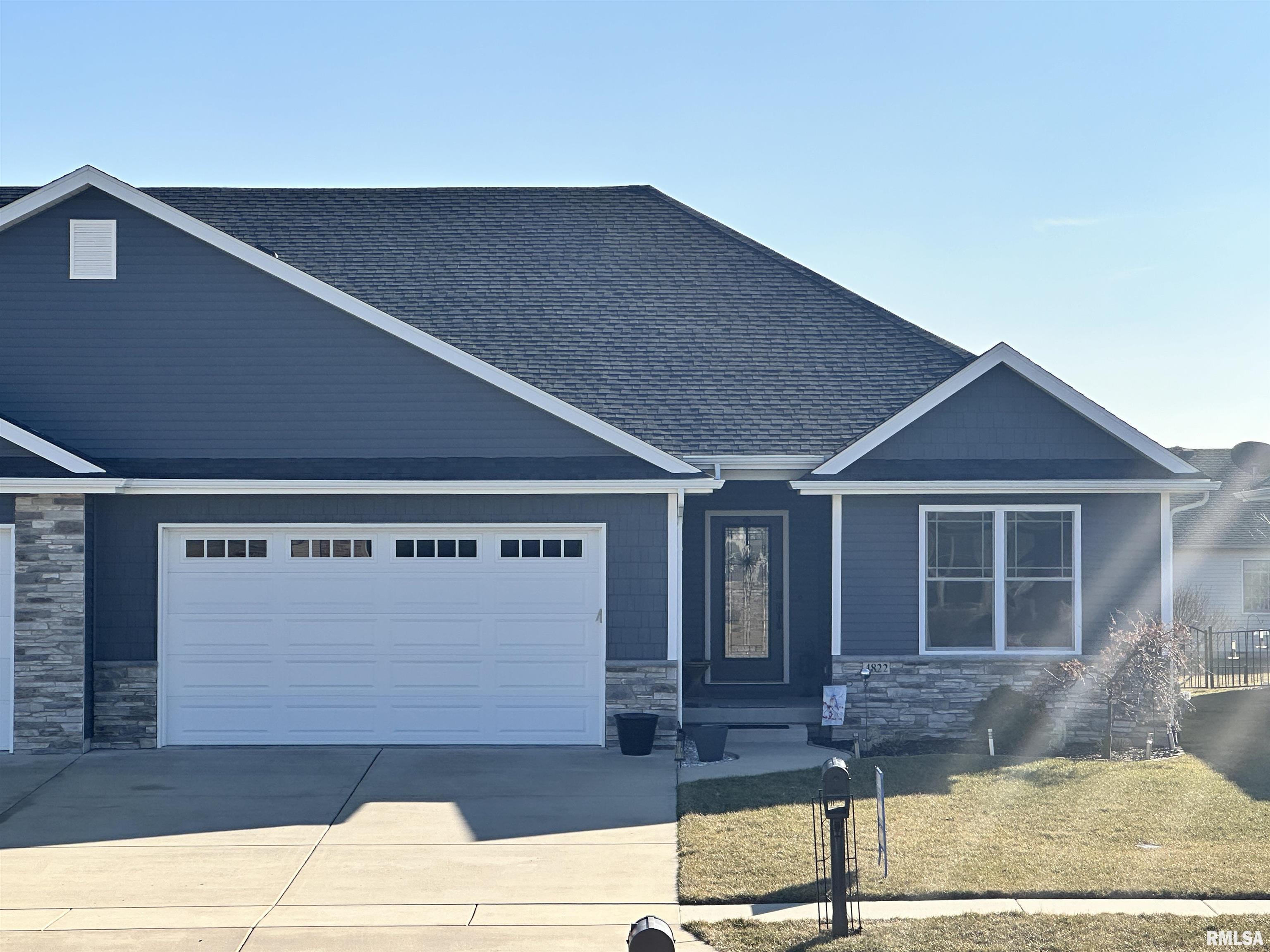 4822 Chestnut Drive Springfield, IL 62711 - Photo 1 of 39 Gallery Image 1