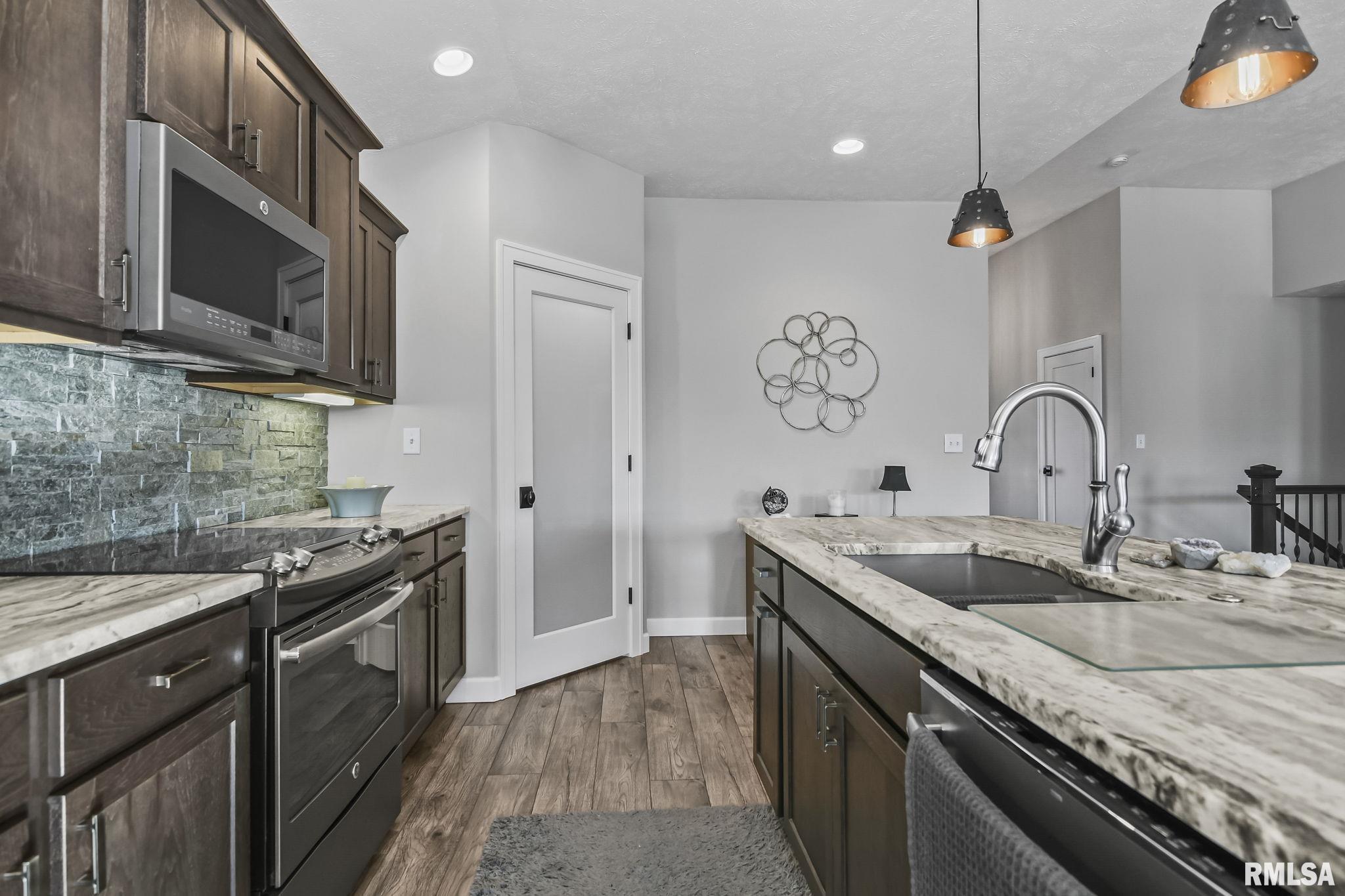 4822 Chestnut Drive Springfield, IL 62711 - Photo 19 of 39 Gallery Image 19