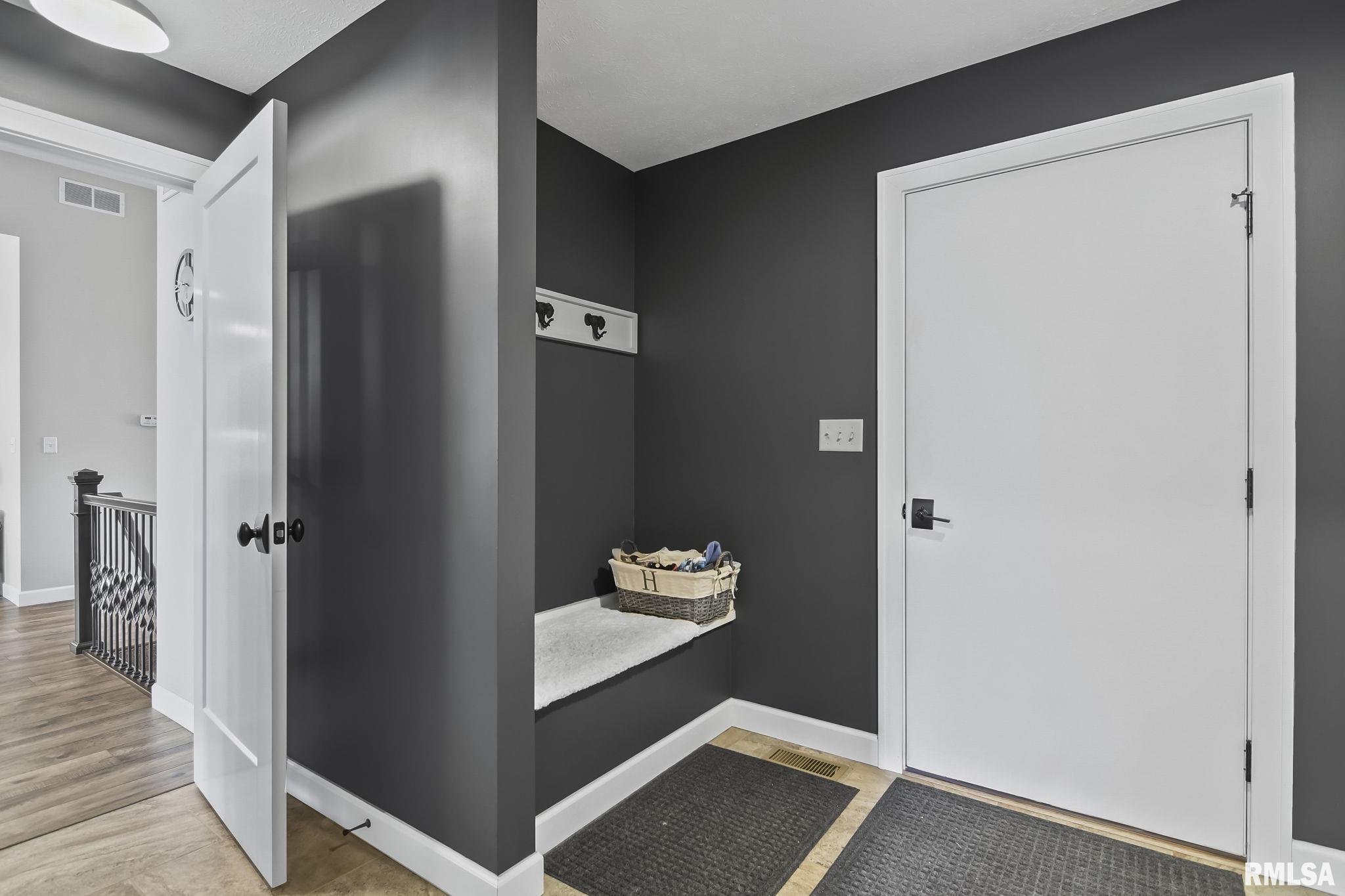 4822 Chestnut Drive Springfield, IL 62711 - Photo 33 of 39 Gallery Image 33