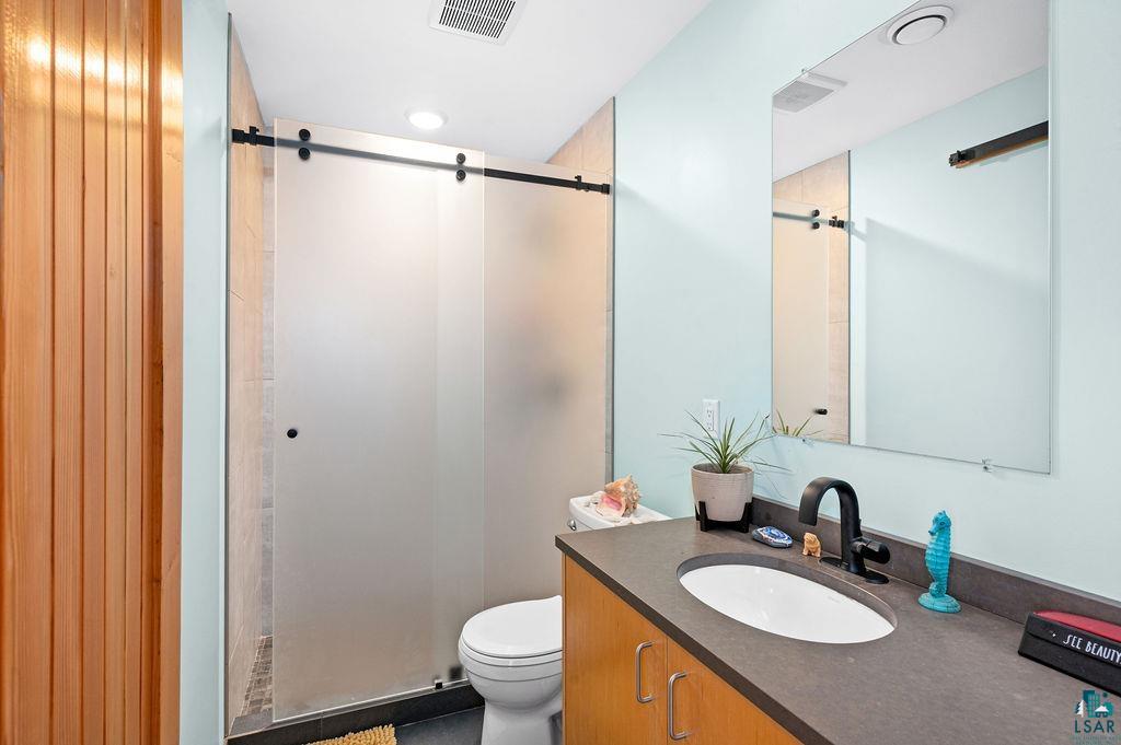 22 Reed Drive Silver Bay, MN 55614 - Photo 12 of 22 Bathroom