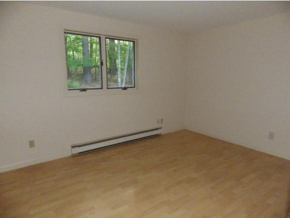 23 Old Stagecoach Road, Unit 9 Epping, NH 03042 - Photo 11 of 13