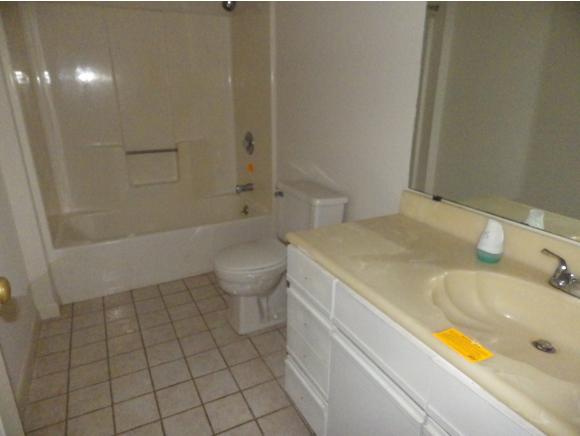 23 Old Stagecoach Road, Unit 9 Epping, NH 03042 - Photo 10 of 13