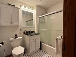 $2,400 | 168 Wheatland Avenue, Unit 2, Chicopee, MA 01020