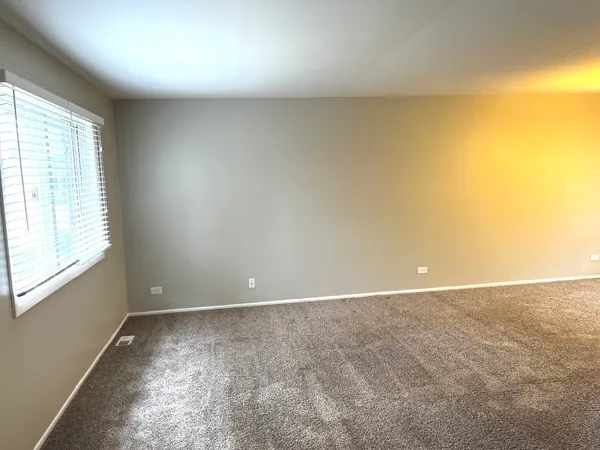 $280,000 | 6128 Wedgewood Court, Matteson, IL 60443