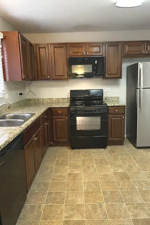 $280,000 | 6128 Wedgewood Court, Matteson, IL 60443