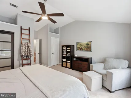 $556,000 | 5903 Sir Cambridge Way, Alexandria, VA 22315