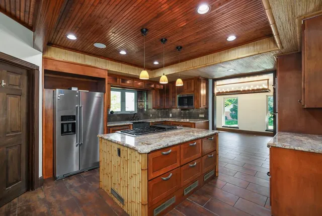 $1,050,000 | 4300 Eaton Circle, Colleyville, TX 76034