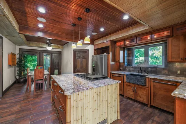 $1,050,000 | 4300 Eaton Circle, Colleyville, TX 76034