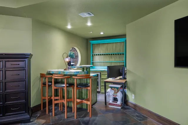 $1,050,000 | 4300 Eaton Circle, Colleyville, TX 76034