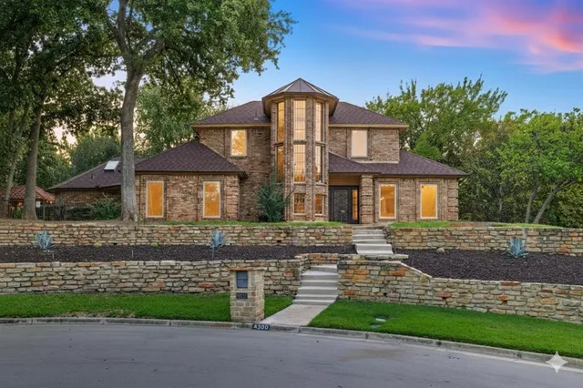 $1,050,000 | 4300 Eaton Circle, Colleyville, TX 76034