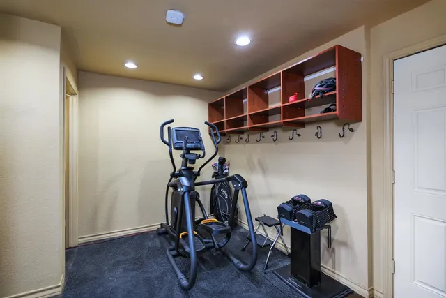 $1,050,000 | 4300 Eaton Circle, Colleyville, TX 76034