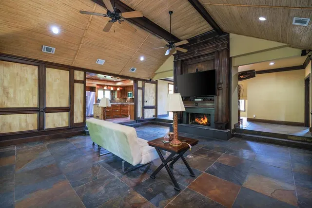 $1,050,000 | 4300 Eaton Circle, Colleyville, TX 76034