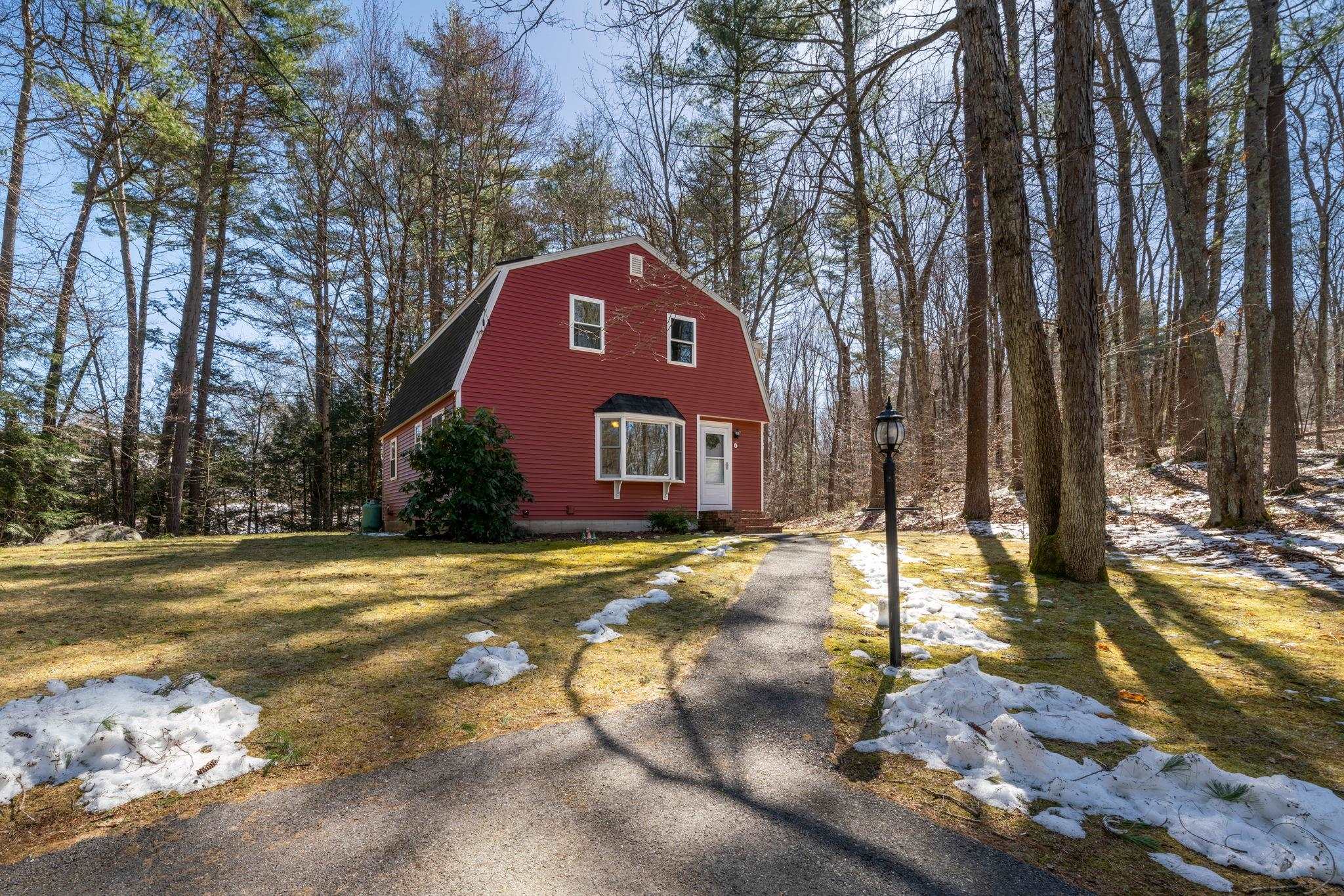 6 Sheldon Road Derry, NH 03038 - Photo 2 of 34
