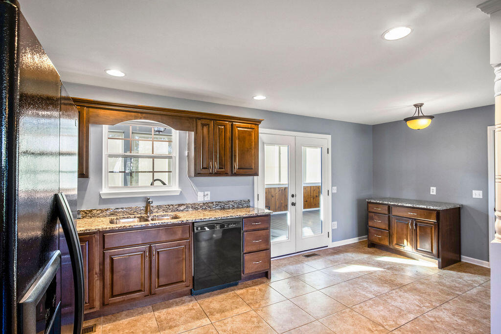 11103 Fritts Road Soddy Daisy, TN 37379 - Photo 5 of 35 IMG_2527-HDR