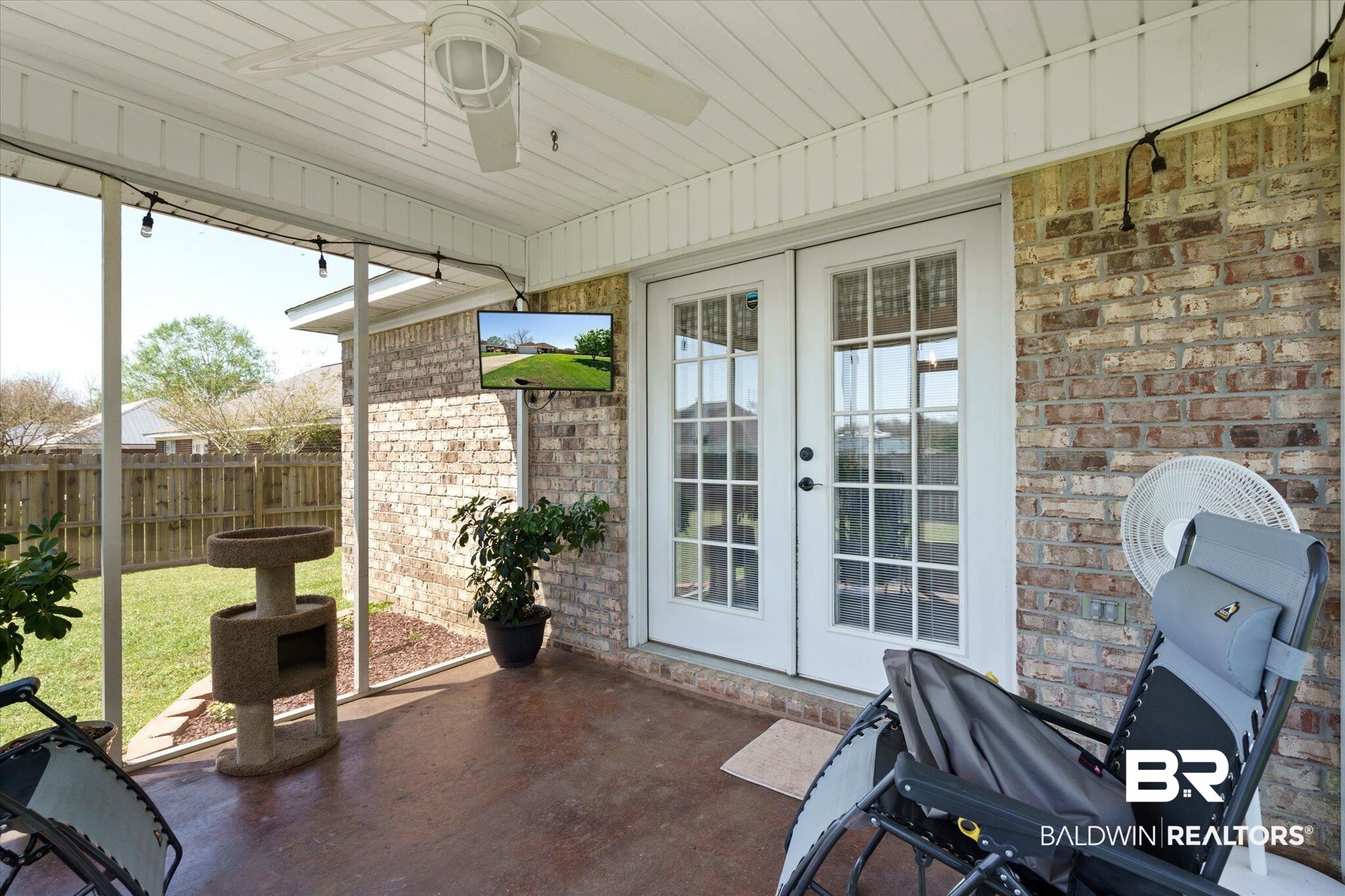 18672 Outlook Drive Loxley, AL 36551 - Photo 17 of 20 Screened Back Porch