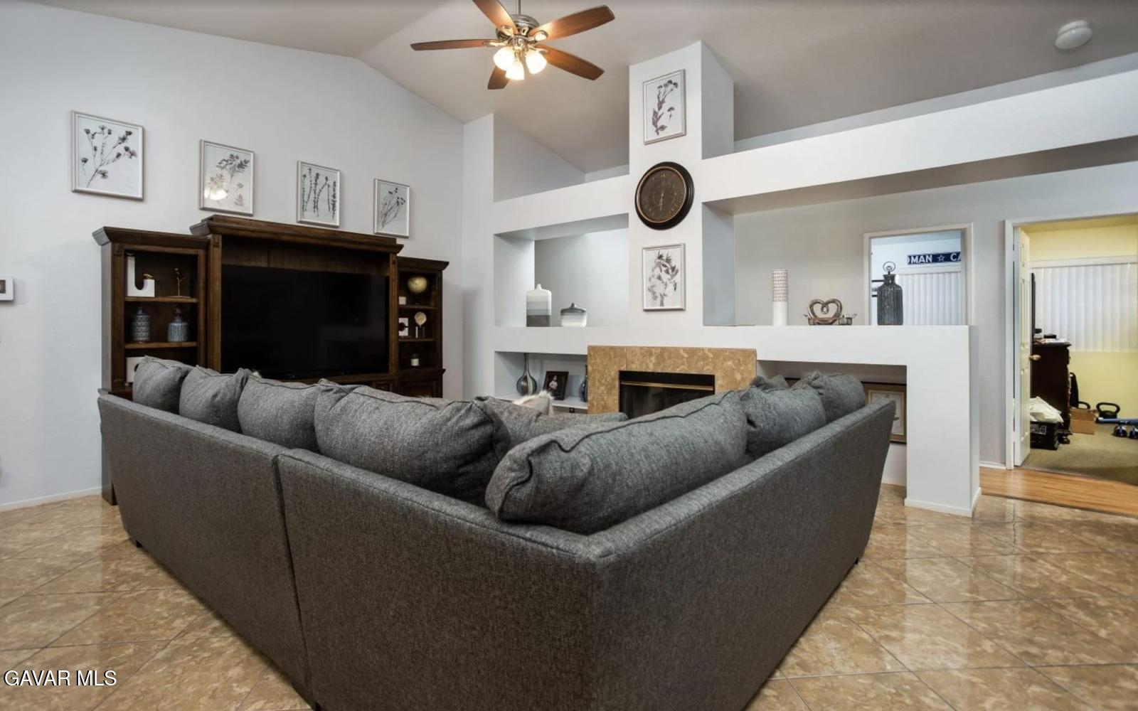 3310 Kayak Street Lancaster, CA 93535 - Photo 6 of 19 6e05def8-af5a-41e6-87c1-94fa1bc9a9b2