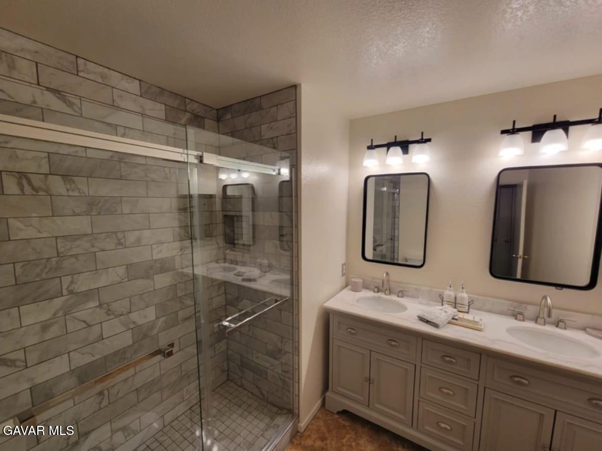 3310 Kayak Street Lancaster, CA 93535 - Photo 8 of 19 5e3efc65-3069-4a17-b287-ceec8998afdb