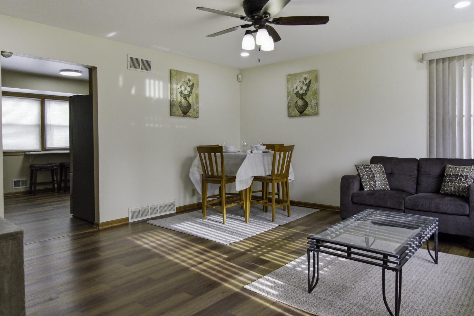 3822 West Rochelle Avenue Milwaukee, WI 53209 - Photo 4 of 24 living room/dining room