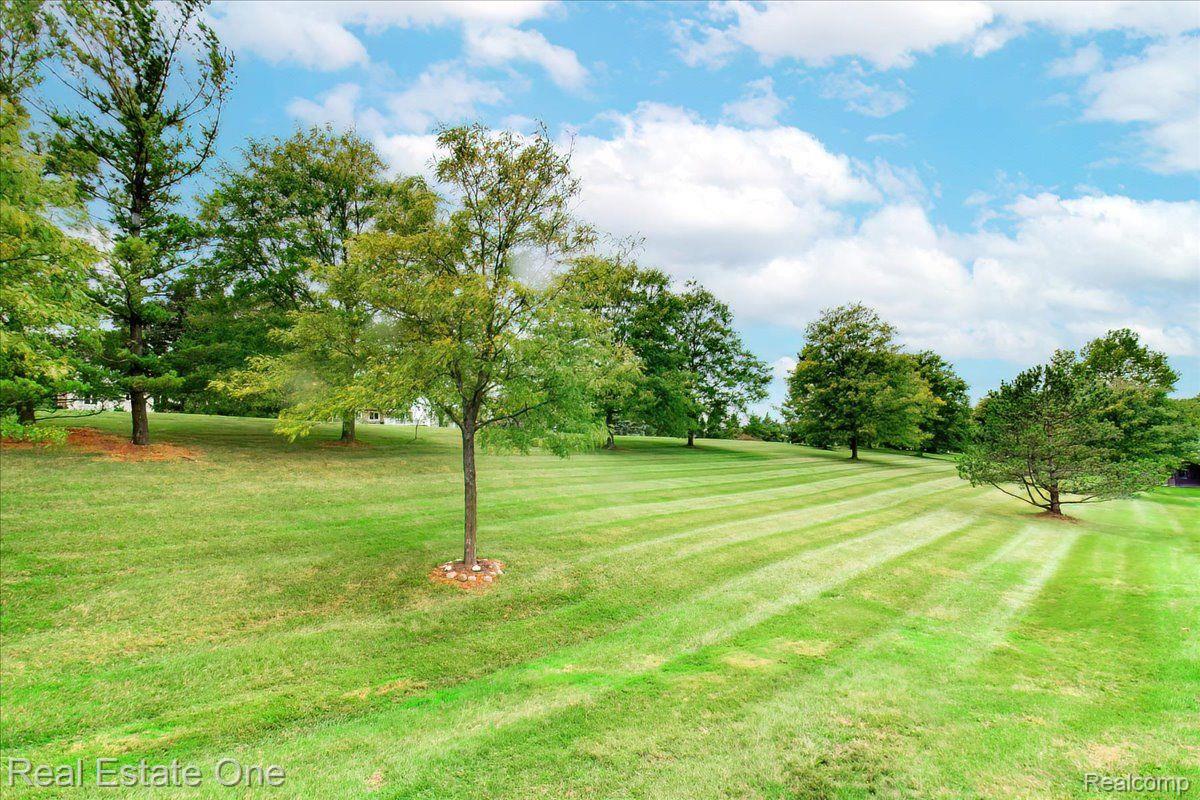 951 Wexford Way Rochester, MI 48307 - Photo 44 of 46 Gallery Image 44
