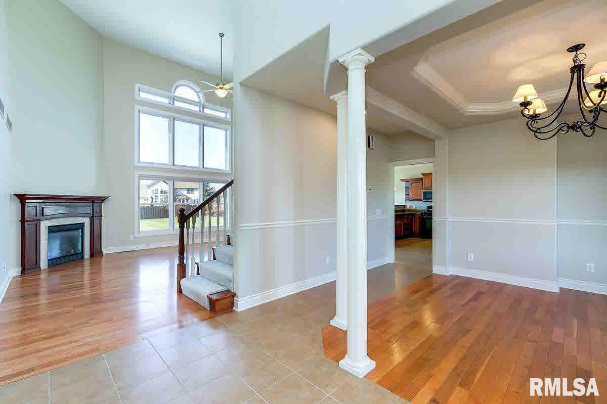 5304 Judge Road Bettendorf, IA 52722 - Photo 9 of 24 Gallery Image 9