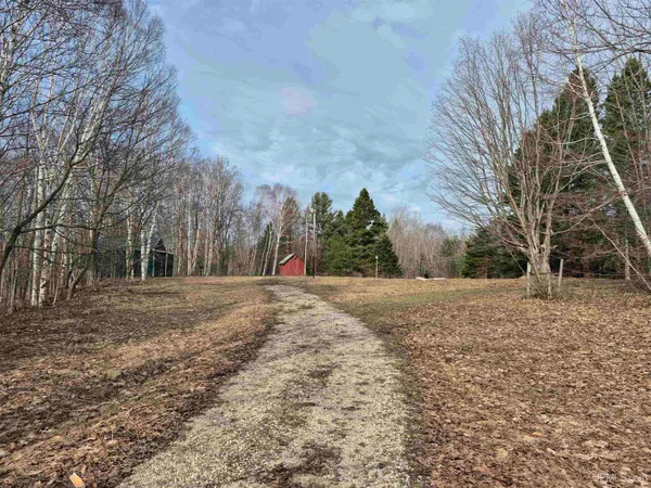 $99,900 | 3754 West 20 Acres Quarry Road, Gulliver, MI 49840