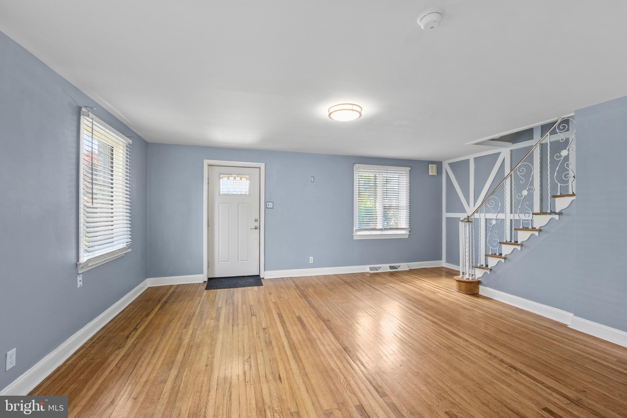 816 Laurel Road Yeadon, PA 19050 - Photo 6 of 35