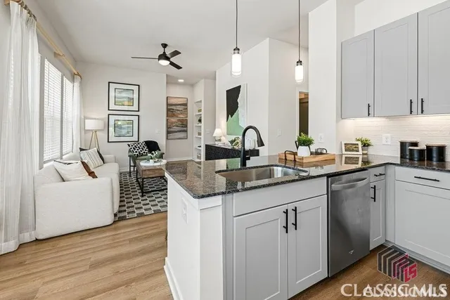 $1,904 | 180 Newton Bridge Road, Unit B3, Athens, GA 30607