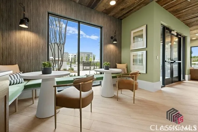 $1,904 | 180 Newton Bridge Road, Unit B3, Athens, GA 30607