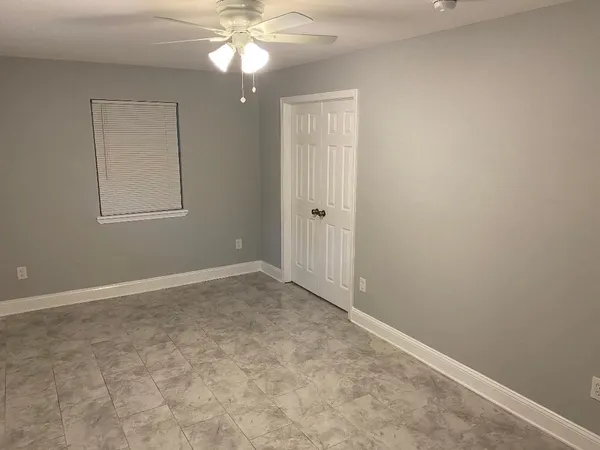 $1,990 | 10451 North Essex Drive, Conroe, TX 77302