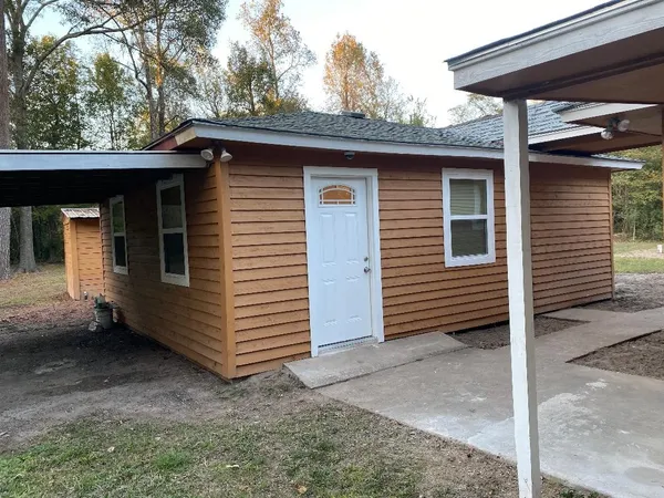 $1,990 | 10451 North Essex Drive, Conroe, TX 77302