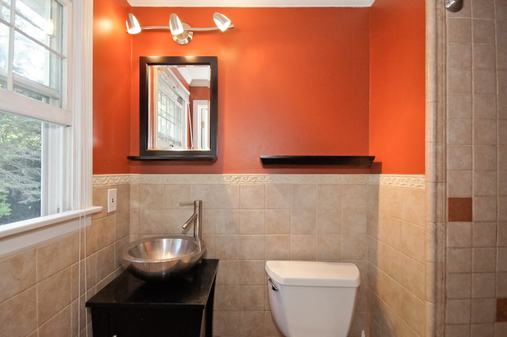 107 Blossomcrest Road Lexington, MA 02421 - Photo 6 of 10 Gallery Image 6