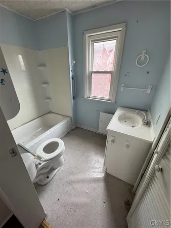 $90,000 | Undisclosed Address, Watertown, NY 13601