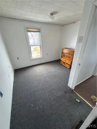 $90,000 | Undisclosed Address, Watertown, NY 13601