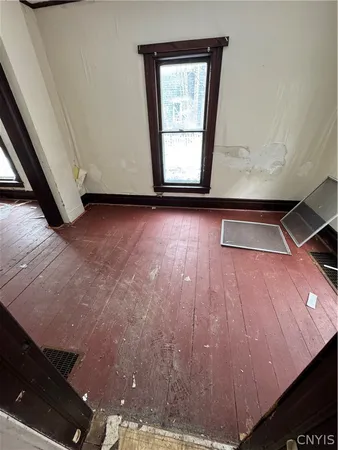 $90,000 | Undisclosed Address, Watertown, NY 13601