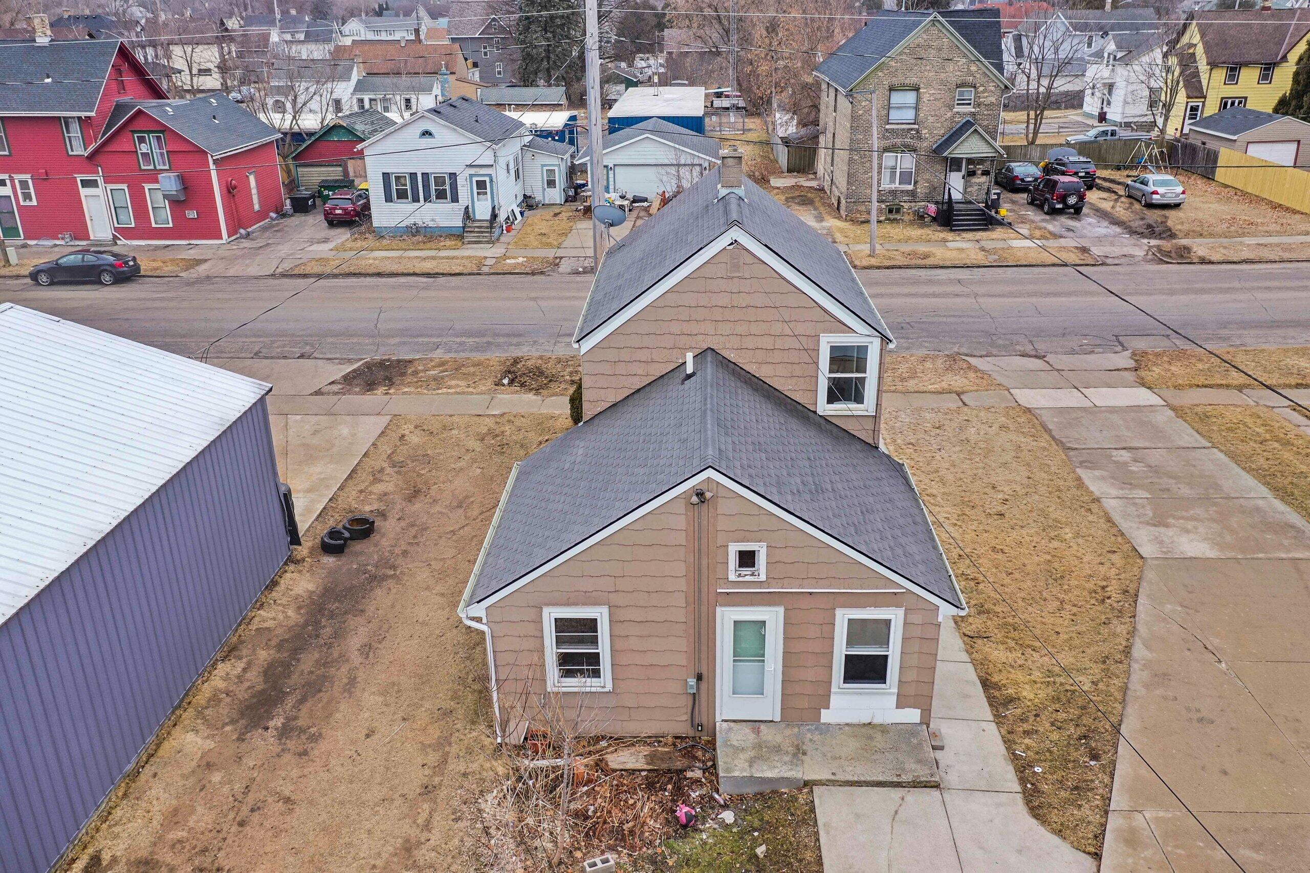 1010 Hamilton Street Manitowoc, WI 54220 - Photo 36 of 39 DJI_0602.JPG-SMALL