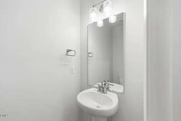 $1,995 | 286 Fosterton Cottage Way, Raleigh, NC 27603